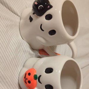 Pumpkin pillow and ghost mugs